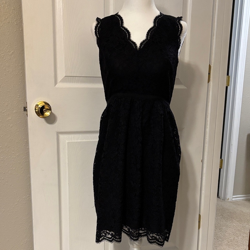 LOFT Black Lace Dress – 0P – Elegant Fall Evening Dress